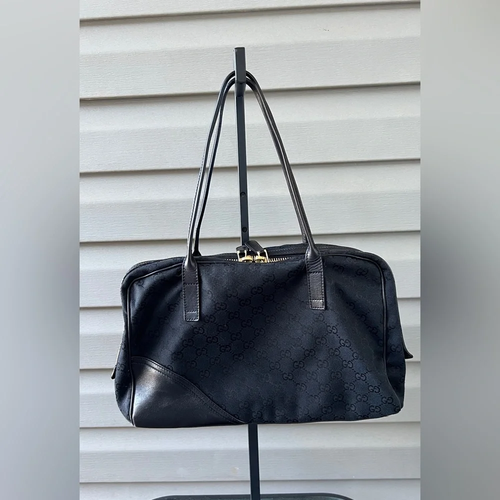GUCCI Monogram Medium Britt Boston Black - Picture 3 of 13